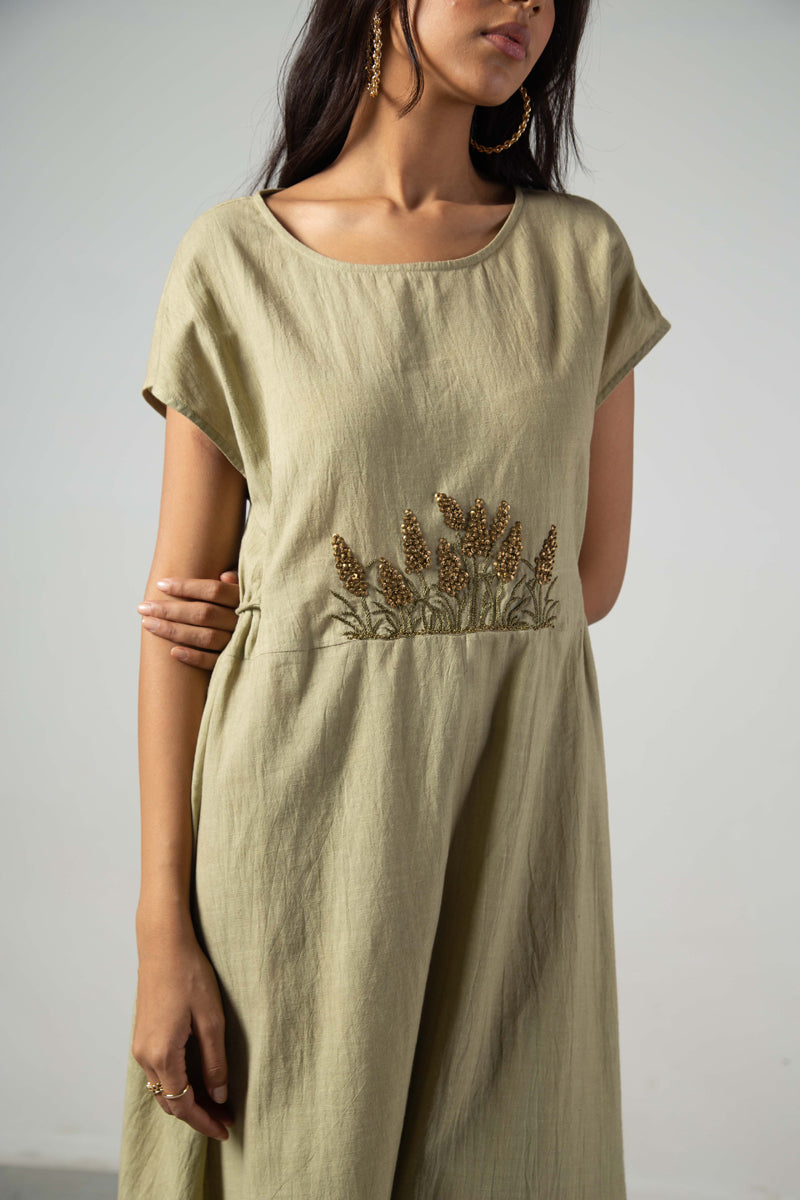 Green dress with drawstring