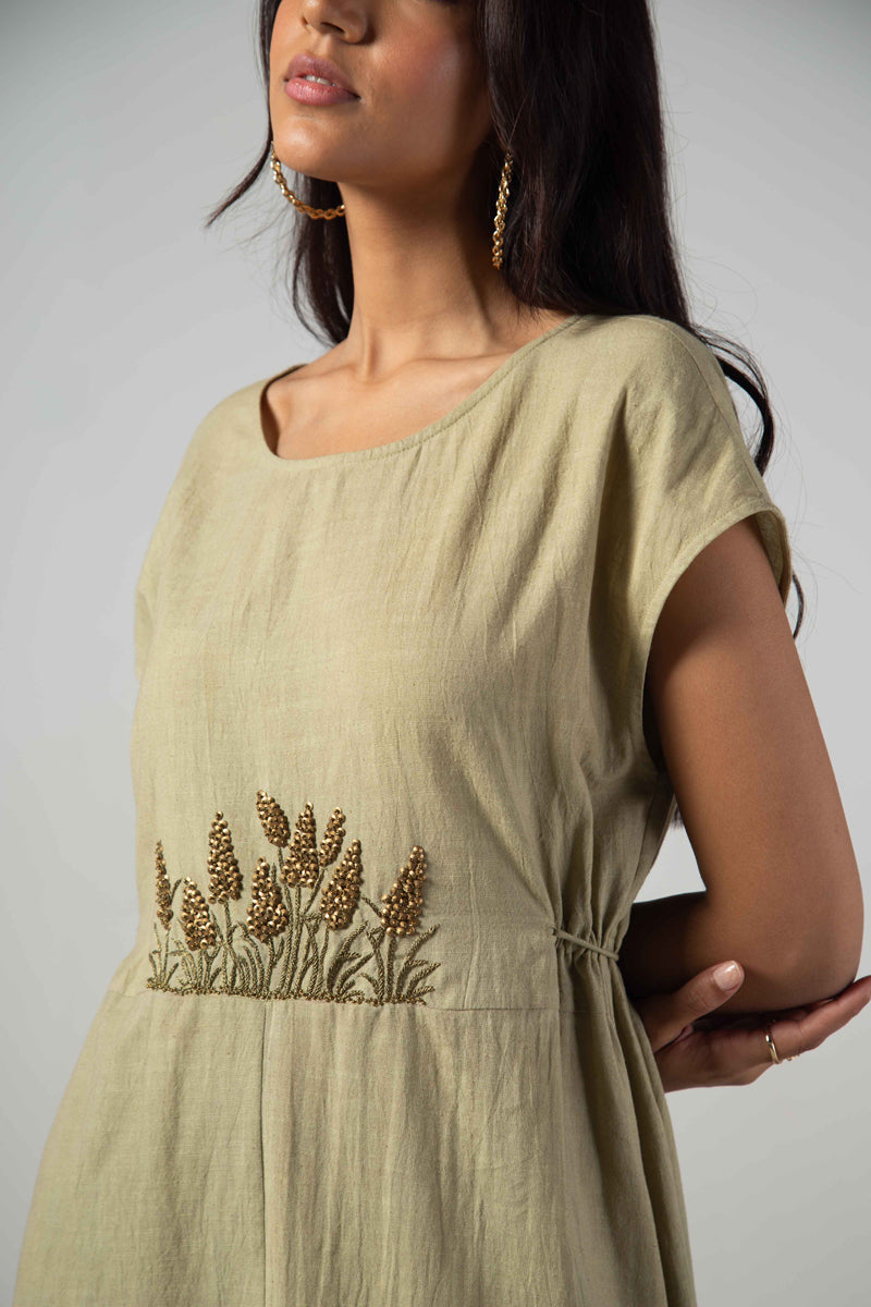 Green dress with drawstring