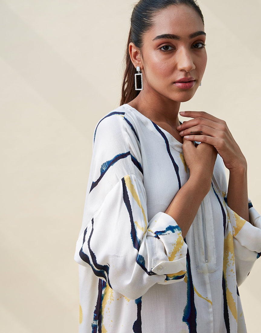 White Without Collar Printed Dress