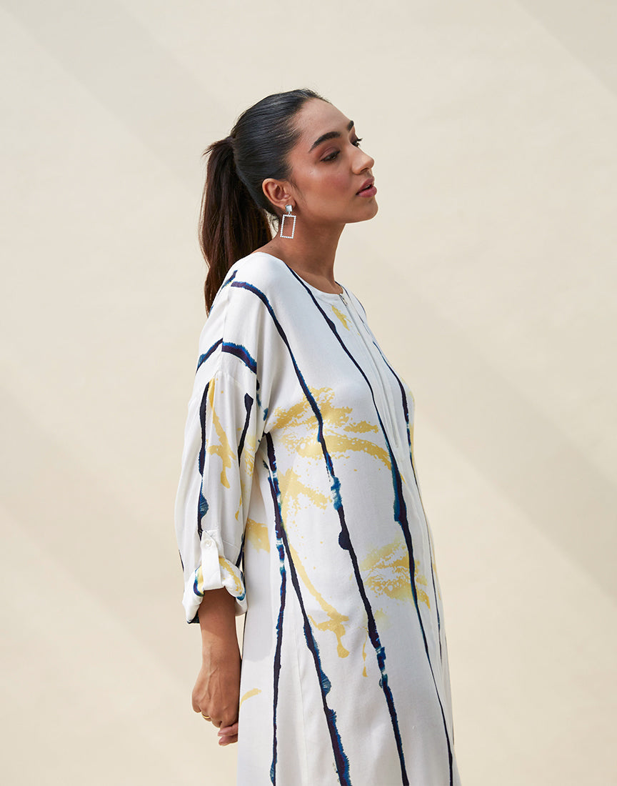 White Without Collar Printed Dress