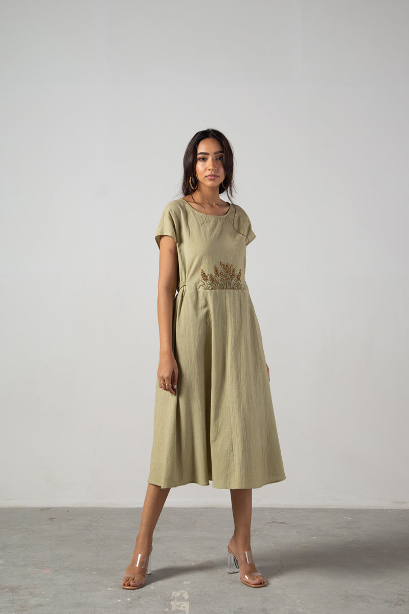 Green dress with drawstring