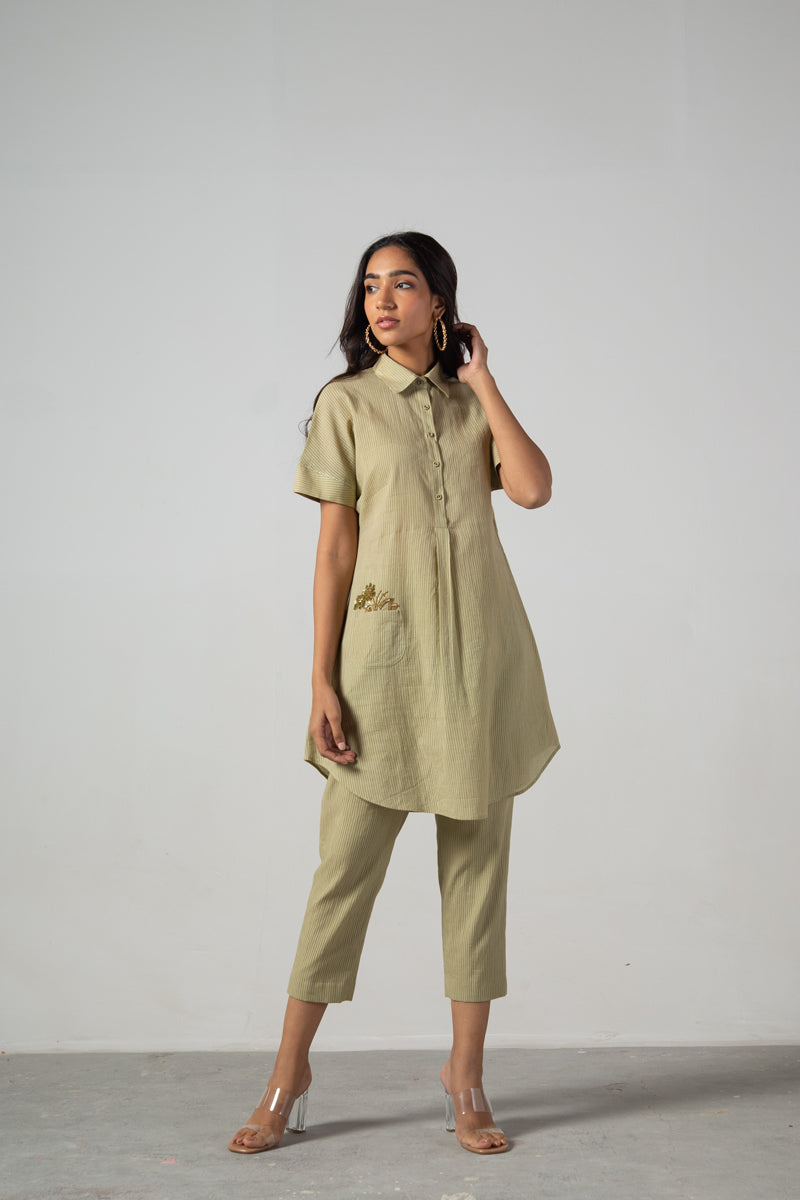 Green top with patch pocket
