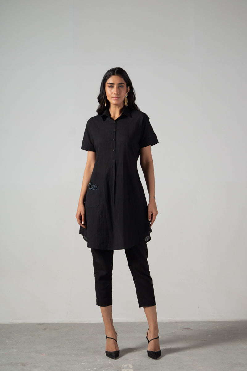 Black top with patch pocket