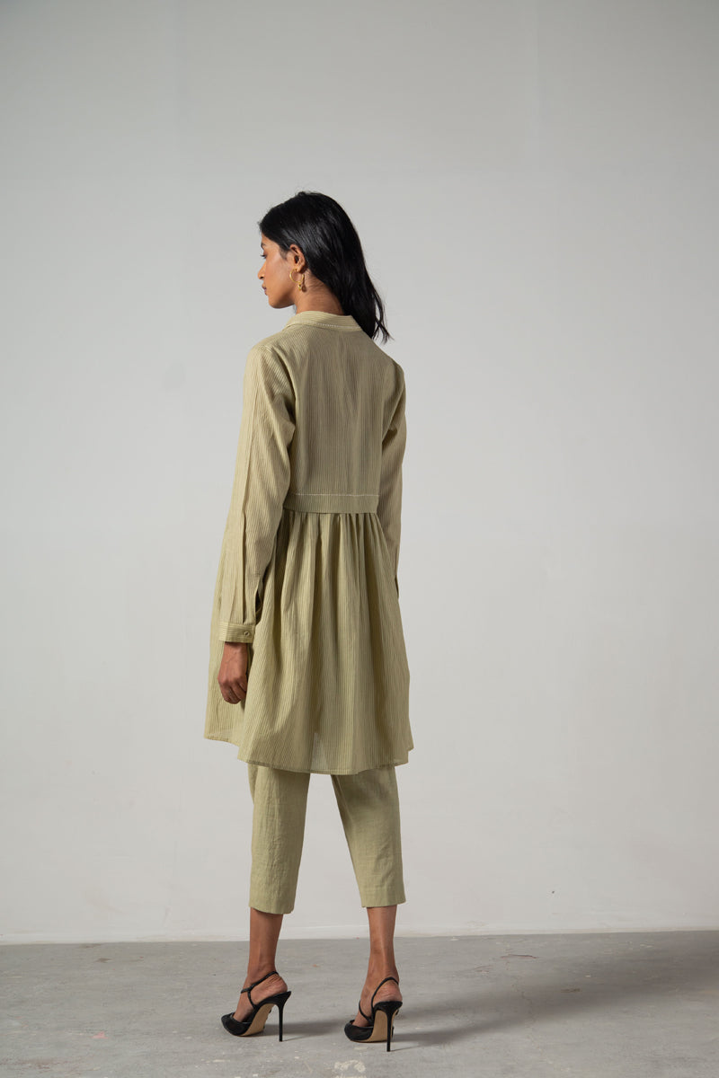 Green long gather shirt
